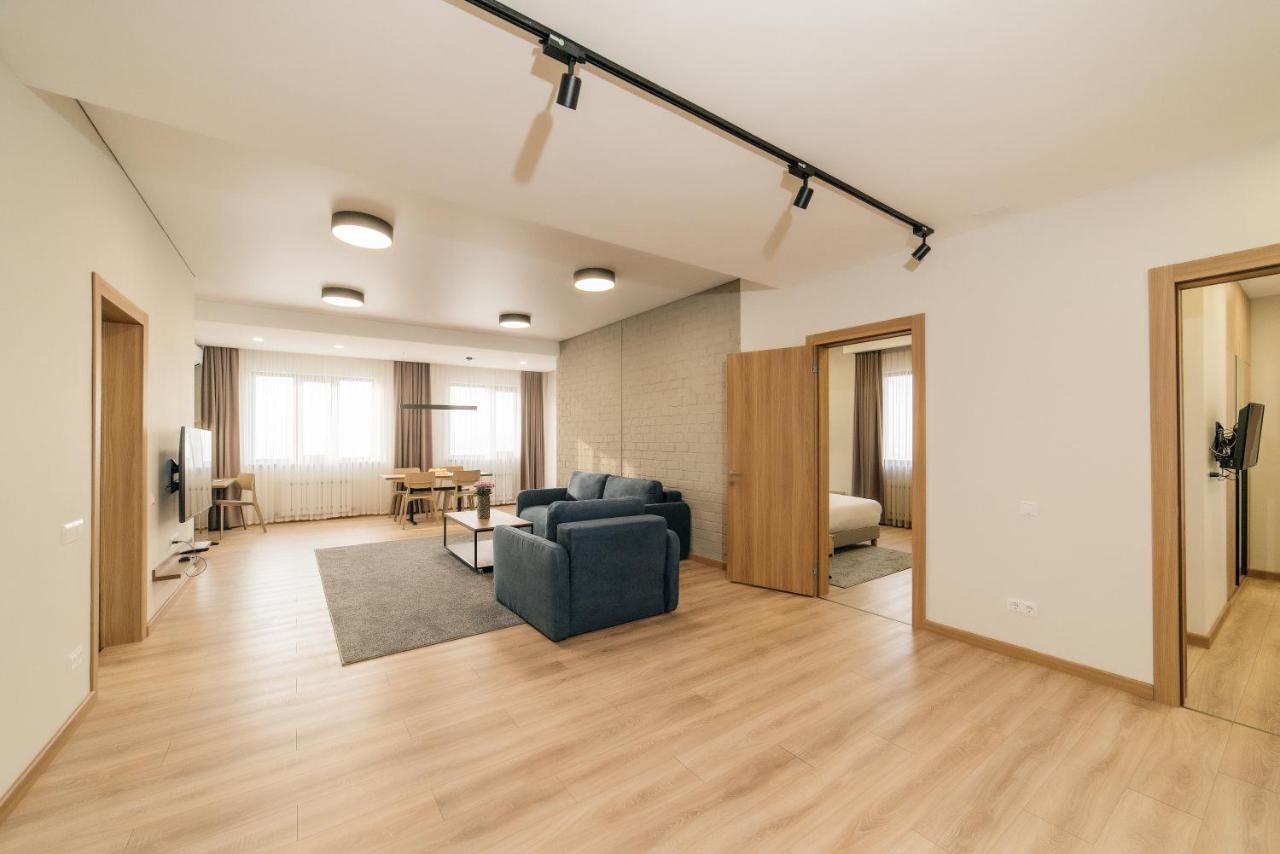 Solutel Apartments-34 Бишкек Экстерьер фото