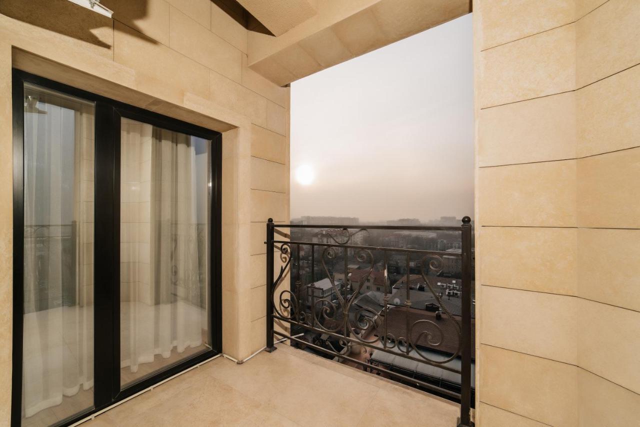 Solutel Apartments-34 Бишкек Экстерьер фото