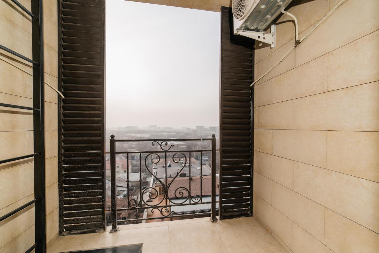 Solutel Apartments-34 Бишкек Экстерьер фото