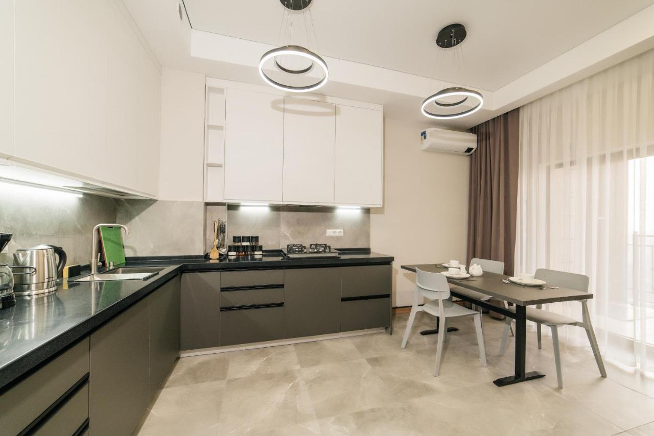 Solutel Apartments-34 Бишкек Экстерьер фото